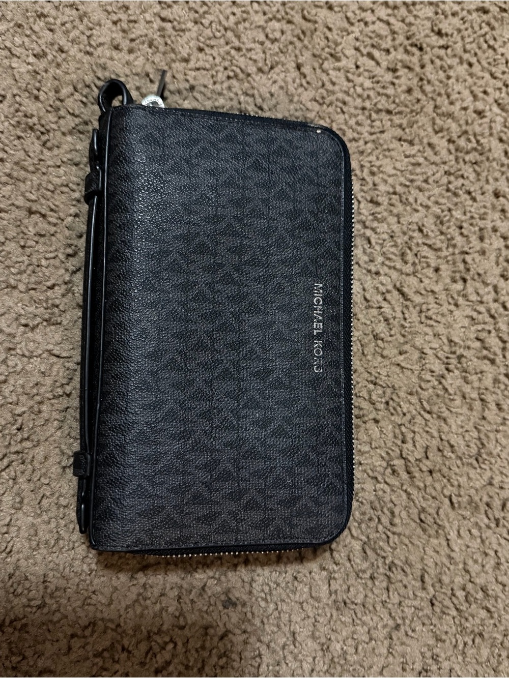 Michael Kors Black Signature Zip Wallet Wristlet